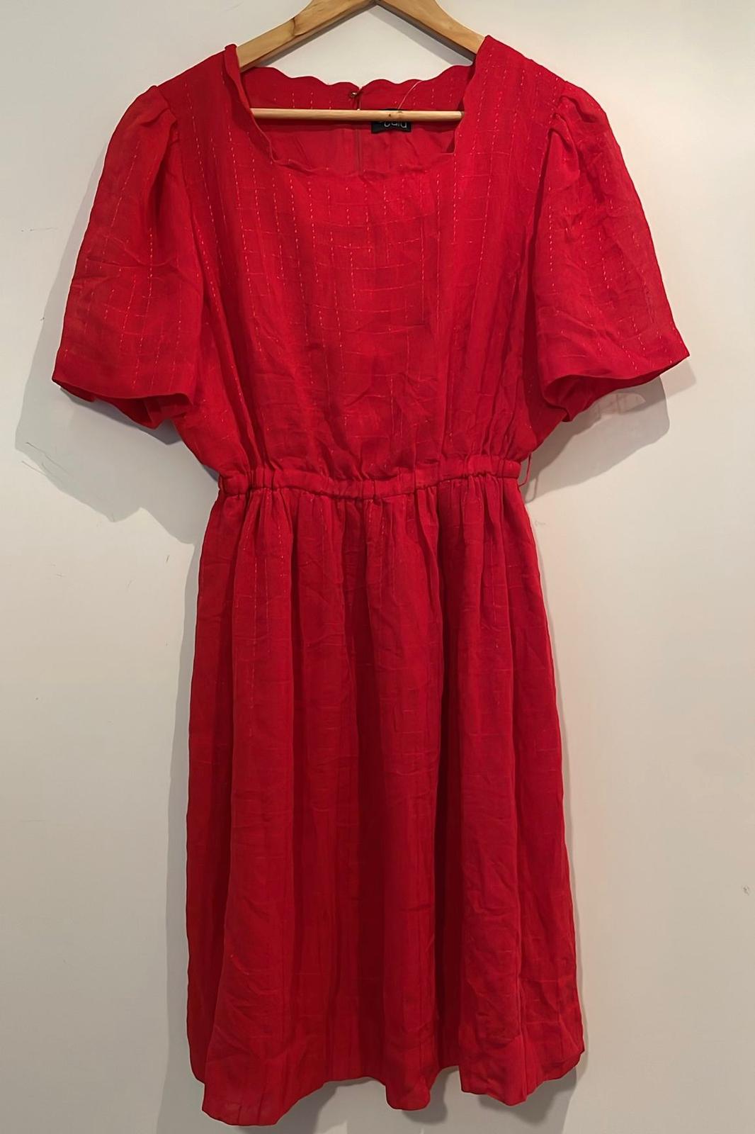 שמלת וינטג' אדומה