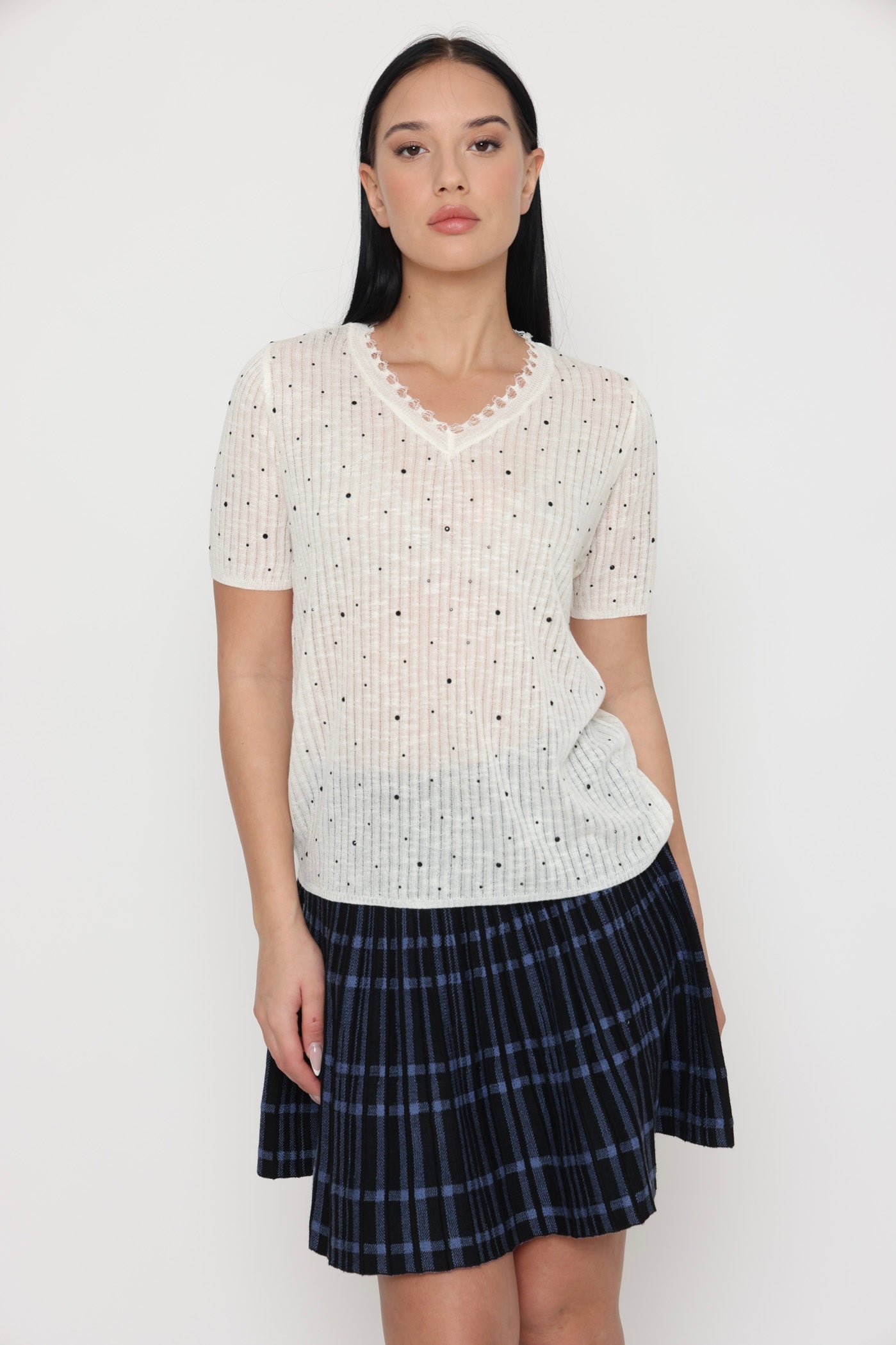 סריג ניקוד שחור