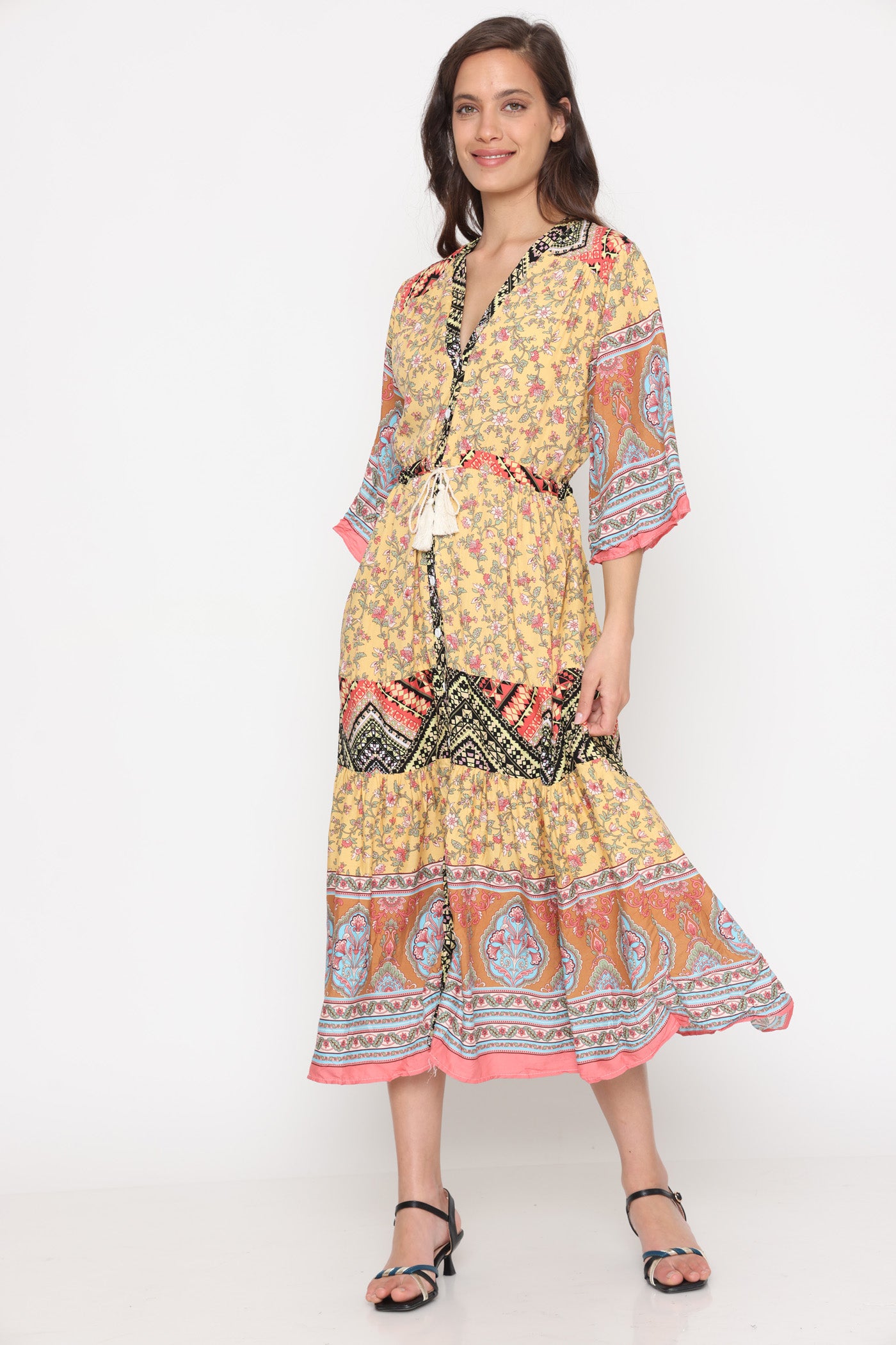 שמלת אביב בכפר צהוב