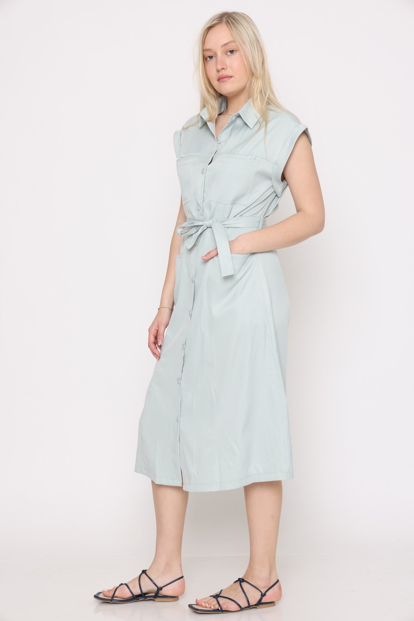 שמלת קלאסיקה