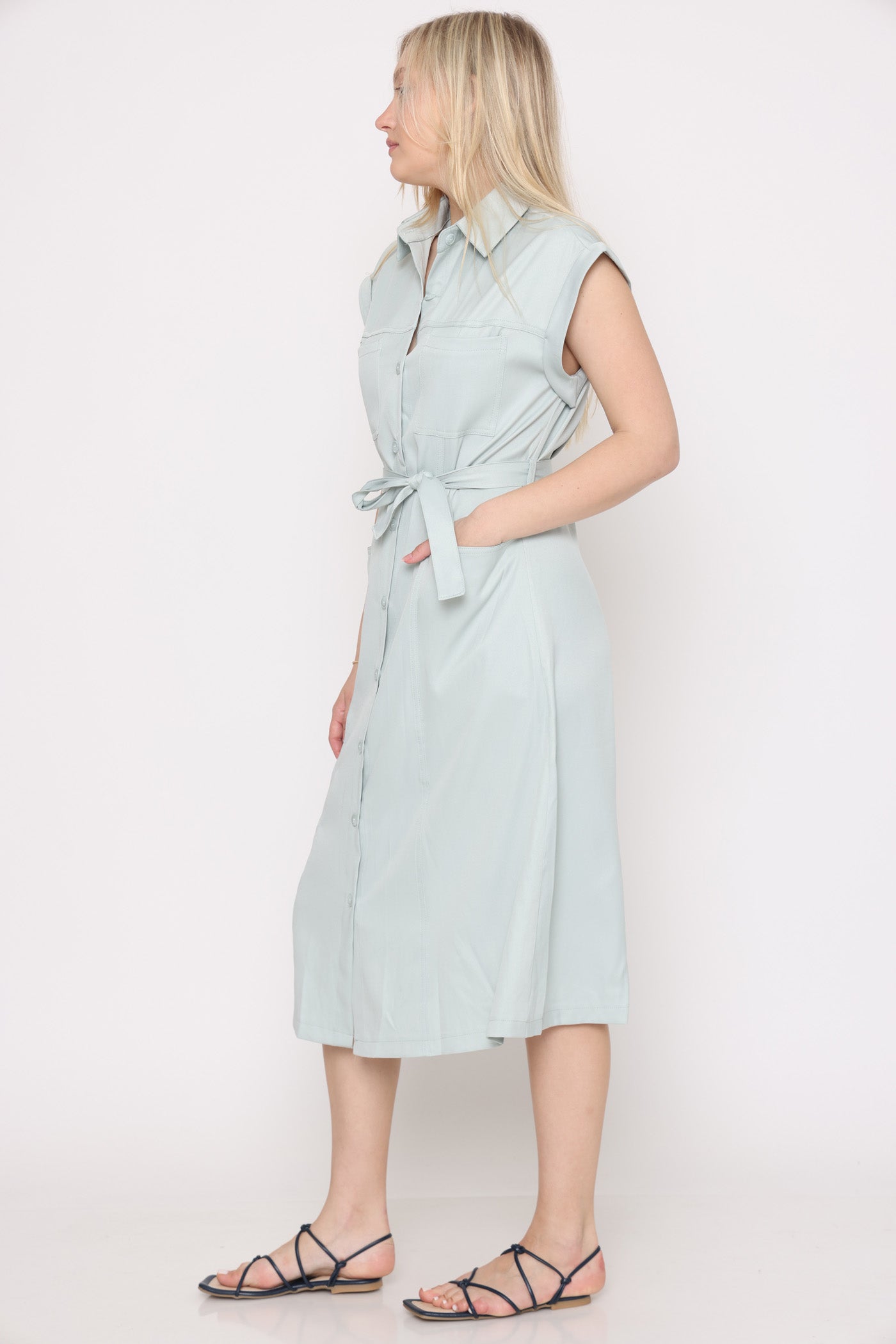 שמלת קלאסיקה