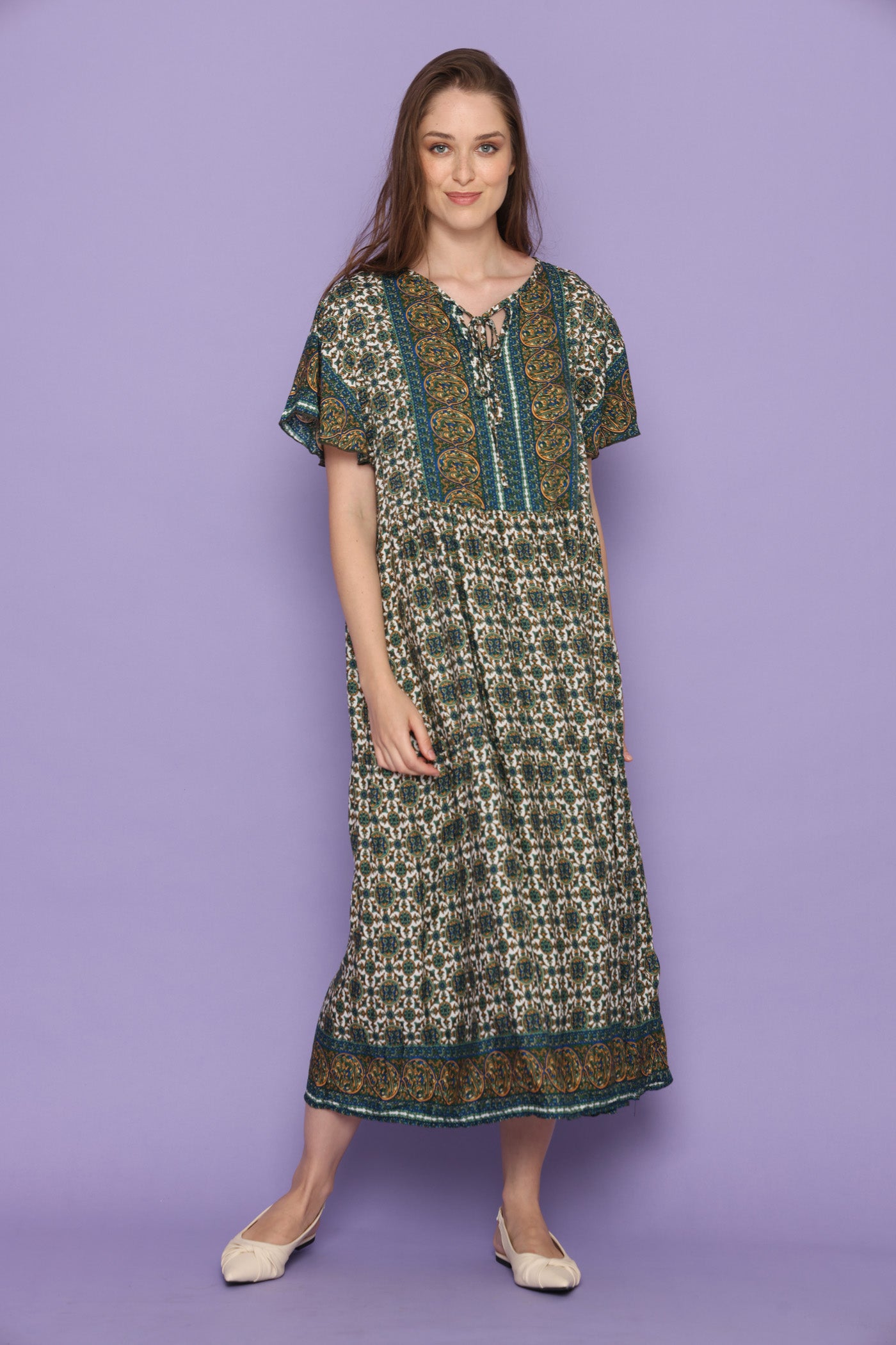 שמלת אתניות ירוקה