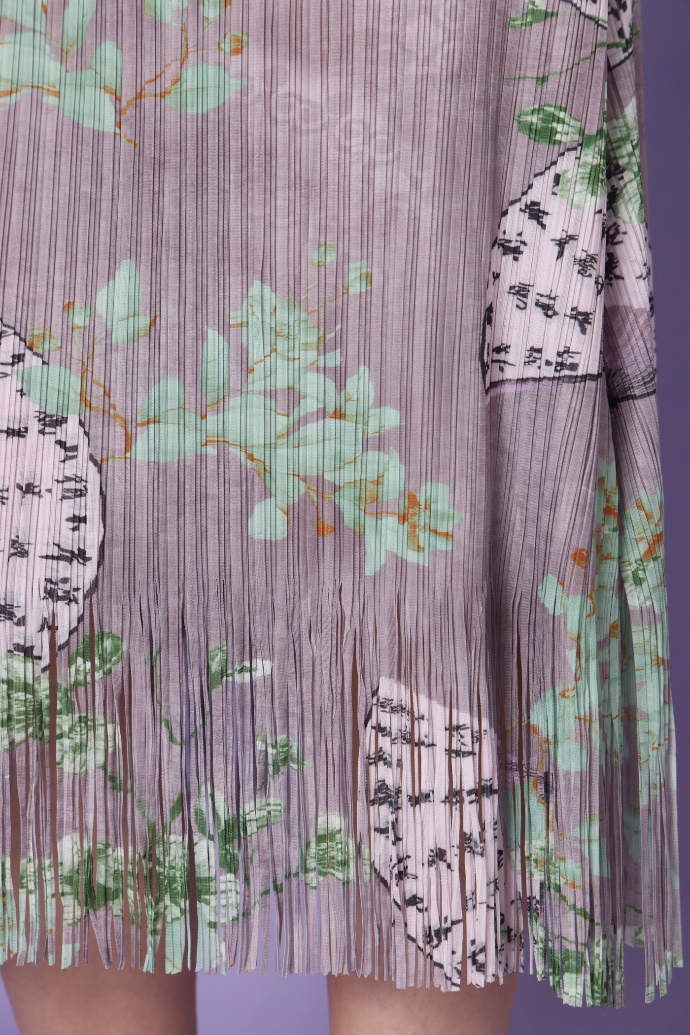 שמלת מניפות