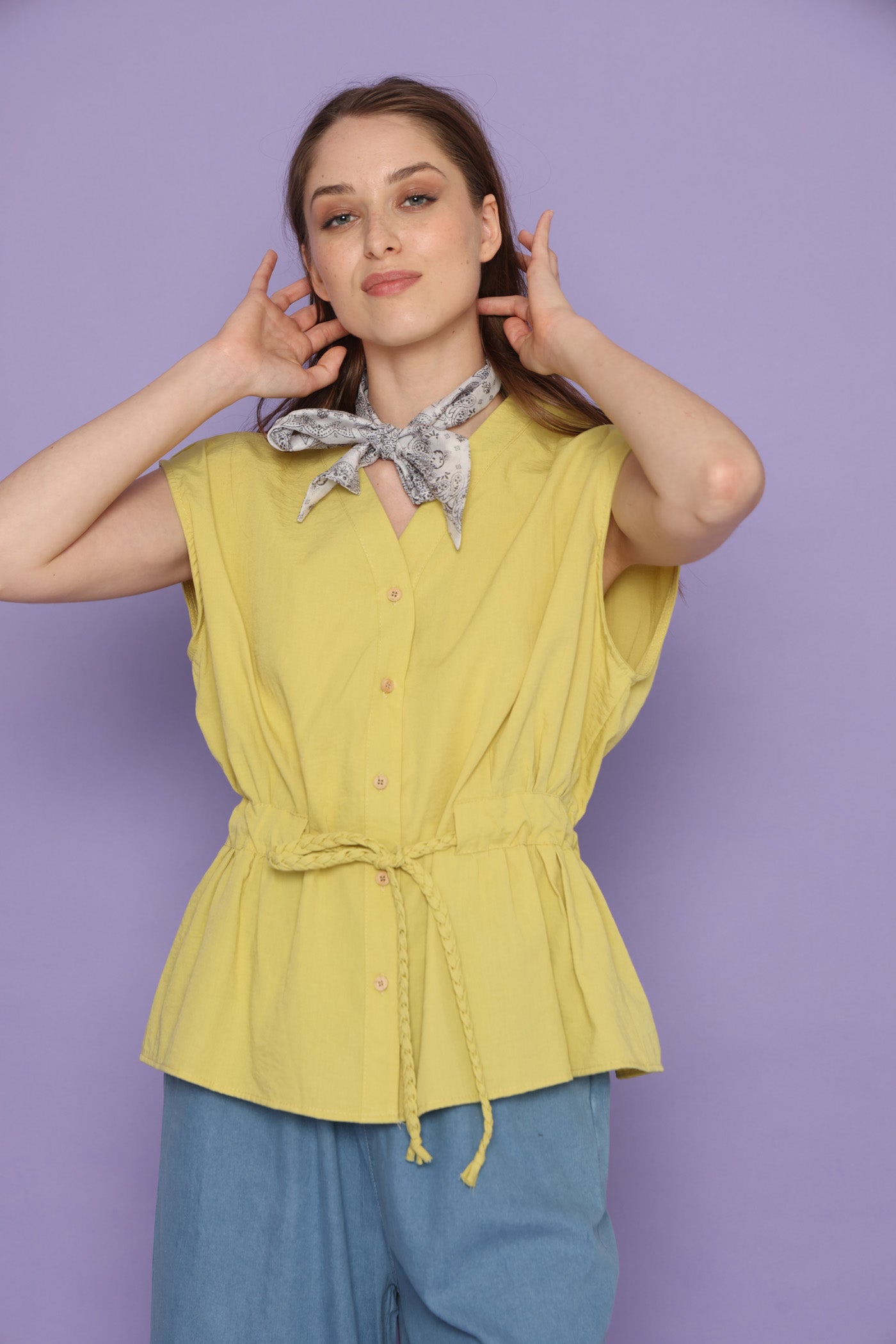 חולצת חגורת מותן