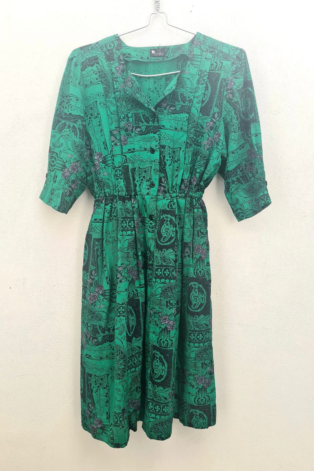 שמלת וינטג׳ ירוק ציורים